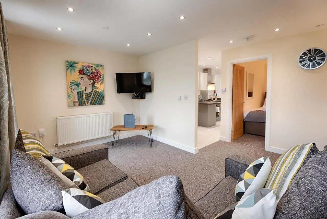 Apartment The Old Bakery - Tv In Every Bedroom! Swansea