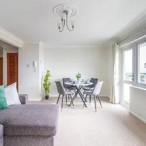 Panoramic Sea View Sleeps 4-free Parking , Bournemouth United Kingdom